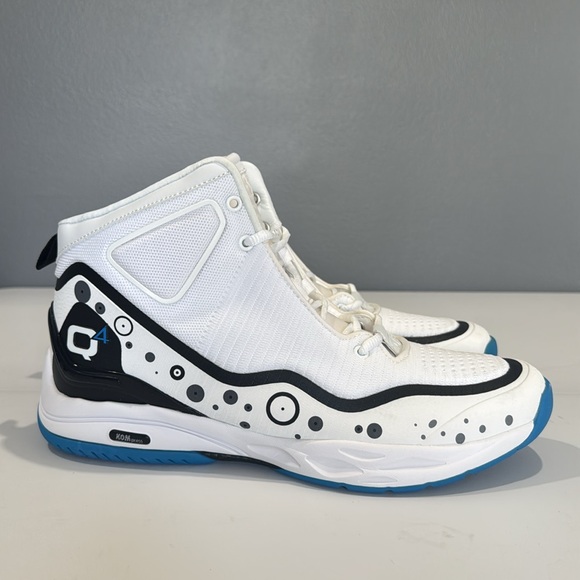 Q4 Bright White Basketball Shoes - Picture 4 of 11